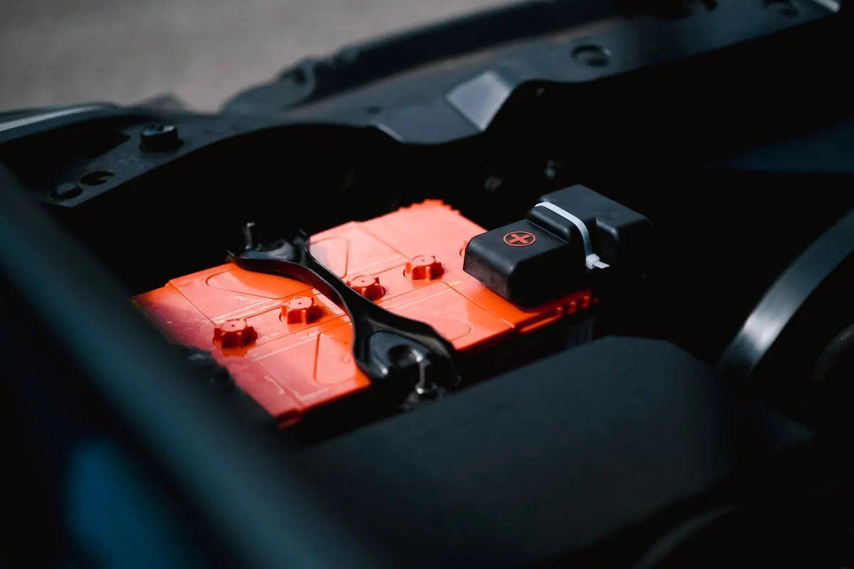 Seguro auto para carro elétrico cobre a bateria?