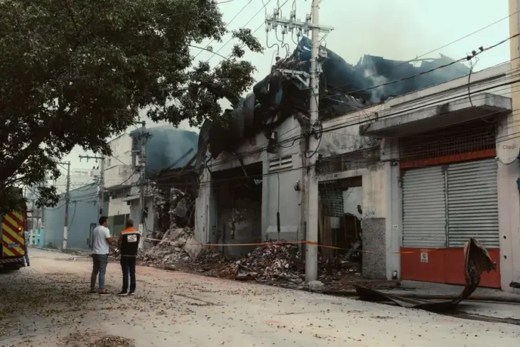 Seguro empresarial cobre incêndio no estoque?