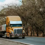 Seguro empresarial para transportadora: quais coberturas são essenciais?